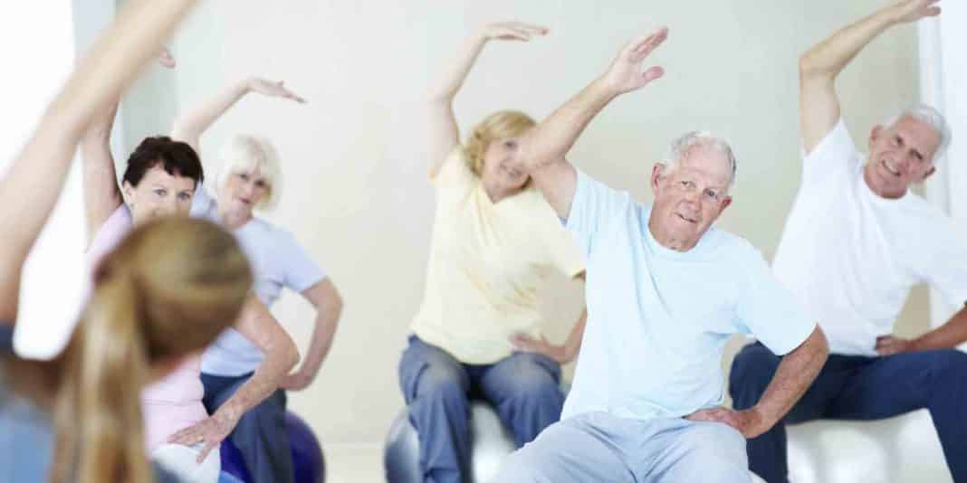 vežbanje stariji ljudi